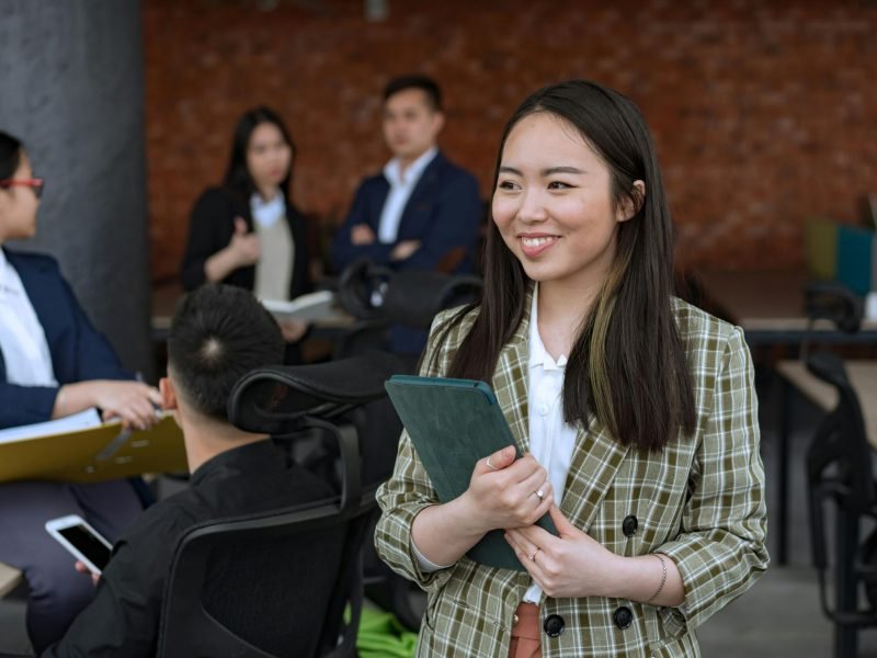 pexels-mikhail-nilov-8101986